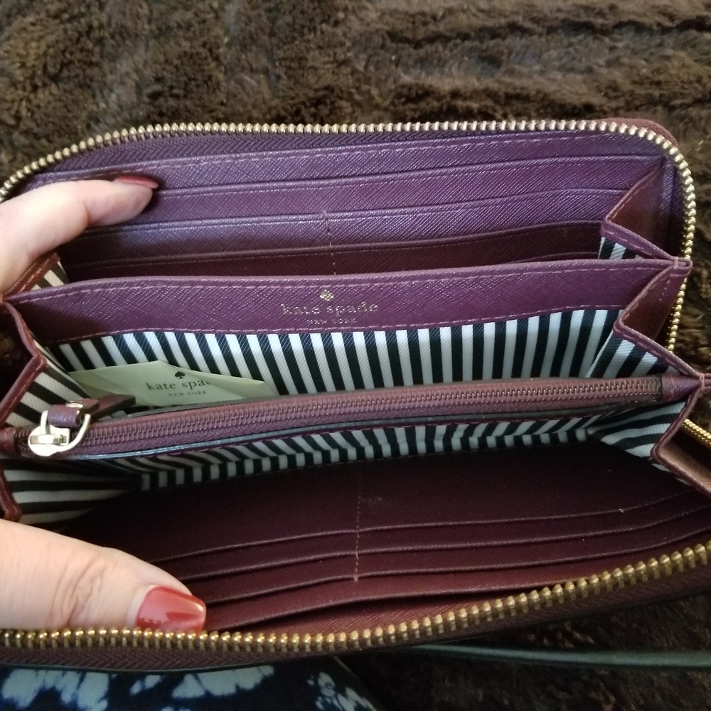 EUC Kate Spade Burgundy Leather Wallet - Picture 9 of 9